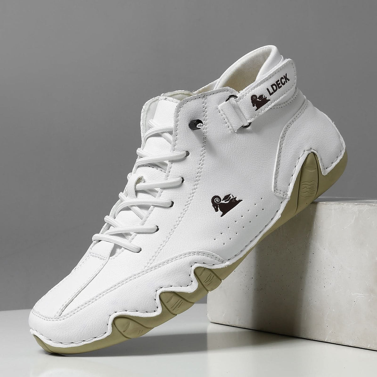 VogLDeck - Orthopedic and breathable shoes 